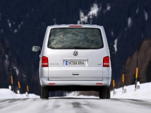 Фото Volkswagen Multivan  №14